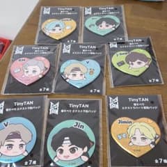 BTS　tinyTan　タイニータン　缶バッジのサムネイル