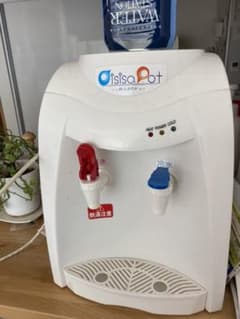 家庭用ウォーターサーバー　ペットボトル使用のサムネイル