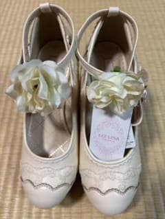 リズリサ⭐︎可愛いお靴のサムネイル