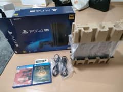 PS4 Pro  1TB 本体　プレステ4　エルデンリング　バイオハザードセットのサムネイル