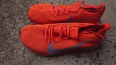 Nike ヴェイパーフライ4% オレンジ 26cmのサムネイル