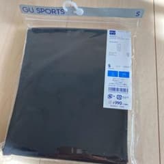 新品　未使用　GU SPORTS レギンスのサムネイル