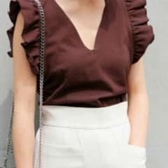 美品⭐完売品 イエナ フリルカットソーのサムネイル