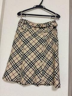 BURBERRY ブルーレーベル ノバチェック フレア膝丈スカート ベルト付き