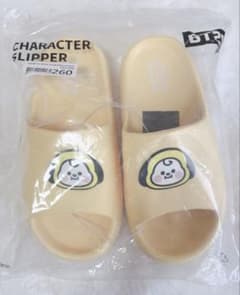 BT21 Chimmy Sandals