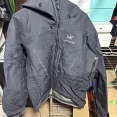 A*A様 ARC'TERYX アルファsv サイズM（ジャンク品）のサムネイル