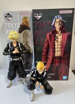 東京リベンジャーズ 1番くじ フィギュア 写真は2枚あります - メルカリ