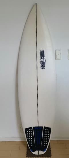 JS サーフボード MONSTA 2020 モンスタ 5'9 手渡し限定 - メルカリ
