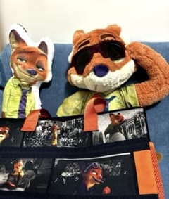 限定値下げ　ズートピア ニック　ぬいぐるみ　トラベルバック　ダイカットクッション