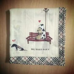 ★BURBERRYのハンカチ★のサムネイル