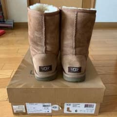 UGG アグ ムートンブーツのサムネイル