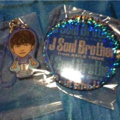 NAOTO BPクリーナー(青T) デカ缶バッチのサムネイル