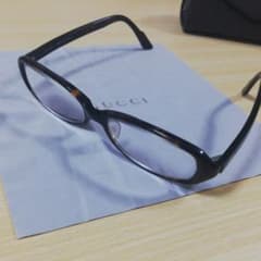 グッチメガネのサムネイル