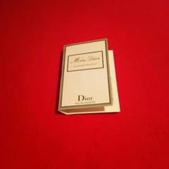 MissDiorの新商品のサンプルですのサムネイル