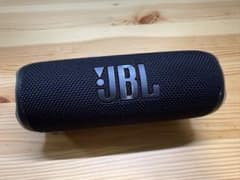 JBL FLIP6 ワイヤレススピーカーのサムネイル