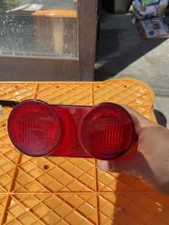 車種不明　テールランプのサムネイル