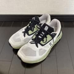 ON Cloud Stratus White/Black 28cmのサムネイル
