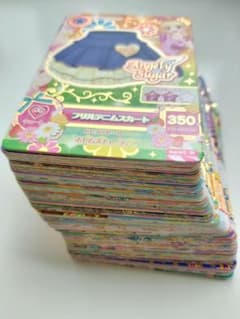 アイカツカード　2013〜2015年　ノーマル　ダブりなし　105枚 アイカツカード 2013〜2015年 ノーマル ダブりなし 105枚 - メルカリ