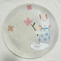 希少‼️未使用☆長田恵 大皿 うさぎ - メルカリ