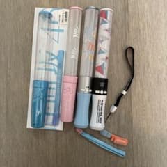日向坂46 ペンライト 4本セット まとめ売りのサムネイル