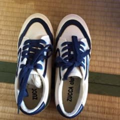 レディース スニーカー Mサイズのサムネイル