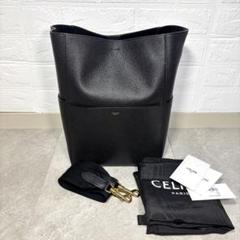 CELINE セリーヌ(新ロゴ)　サングル　バケット　ミディアム　ブラック CELINE セリーヌ(新ロゴ) サングル バケット ミディアム