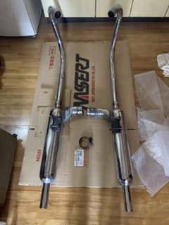 W400 純正マフラーのサムネイル