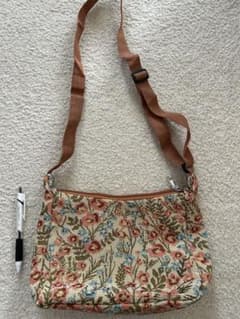花柄刺繍風ショルダーバッグ【新品未使用】のサムネイル