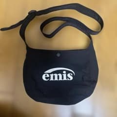 emis ショルダーバッグ ブラック