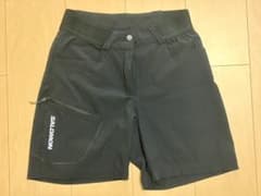 SALOMON ショートパンツ★のサムネイル