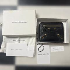 BALENCIAGA レザー 二つ折り財布　バレンシアガ　walletのサムネイル