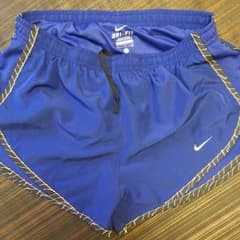 NIKE ランニングパンツのサムネイル