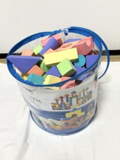 トイザらス 100ピース カラフル ソフトブロック 安全 知育玩具のサムネイル