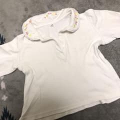 白 長袖シャツのサムネイル