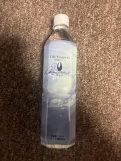 Life Essence ボトルウォーター 600ml - メルカリ