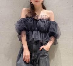 SNIDEL ボリュームギャザーフリルオフショルブラウスのサムネイル