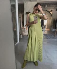 新品【即完売商品】ameri 2way pleated dress グリーンのサムネイル