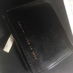 marc by marc jacobs 二つ折り財布のサムネイル