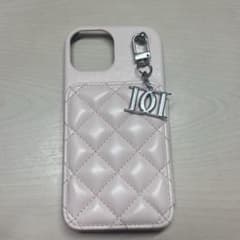 Darich キルティングミラーDDチャームiPhone15 ケース - メルカリ