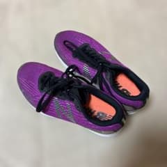 New Balance ランニングシューズ パープルのサムネイル