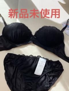 【他サイト出品中 早い者勝ち！】ノンワイヤーブラ 上下セット 黒 Lサイズのサムネイル