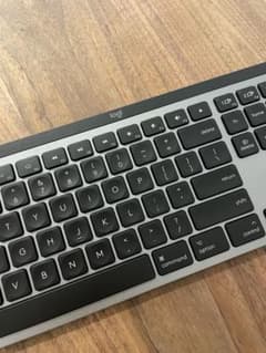 Logicoolワイヤレスキーボードのサムネイル