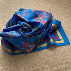 タイシルクのスカーフのサムネイル