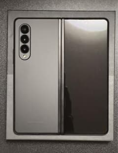 Galaxy Z Fold3 5G  256G 美品のサムネイル