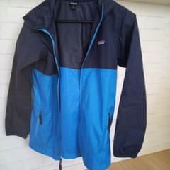patagoniaキッズXLパーカーのサムネイル