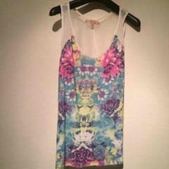 Zara＊透け感ノースリ花柄トップスのサムネイル