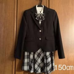 卒業式、結婚式　女の子用フォーマルスーツ　150㎝のサムネイル