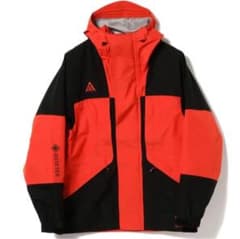 NIKE ゴアテックス マウンテンパーカー【最終値下げ】のサムネイル