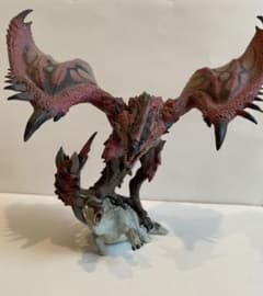 リオレウス フィギュアのサムネイル