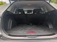 く*郎様 USトヨタ純正 RAV4 50系 TRD カーゴマット 背面カバー付 く*郎様 USトヨタ純正 RAV4 50系 TRD カーゴマット 背面カバー付